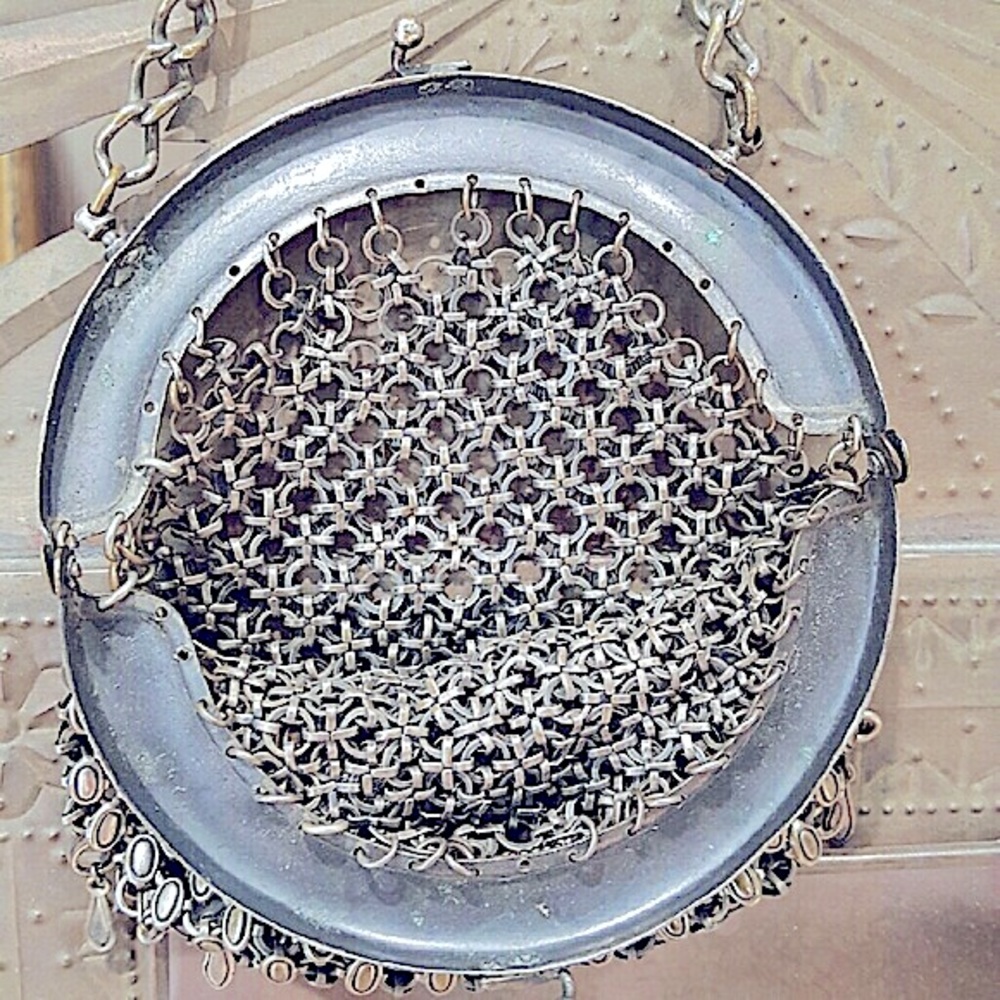 RENAISSANCE ERA, ANTIQUE CHATELAINE PURSE - Picture 4 of 5